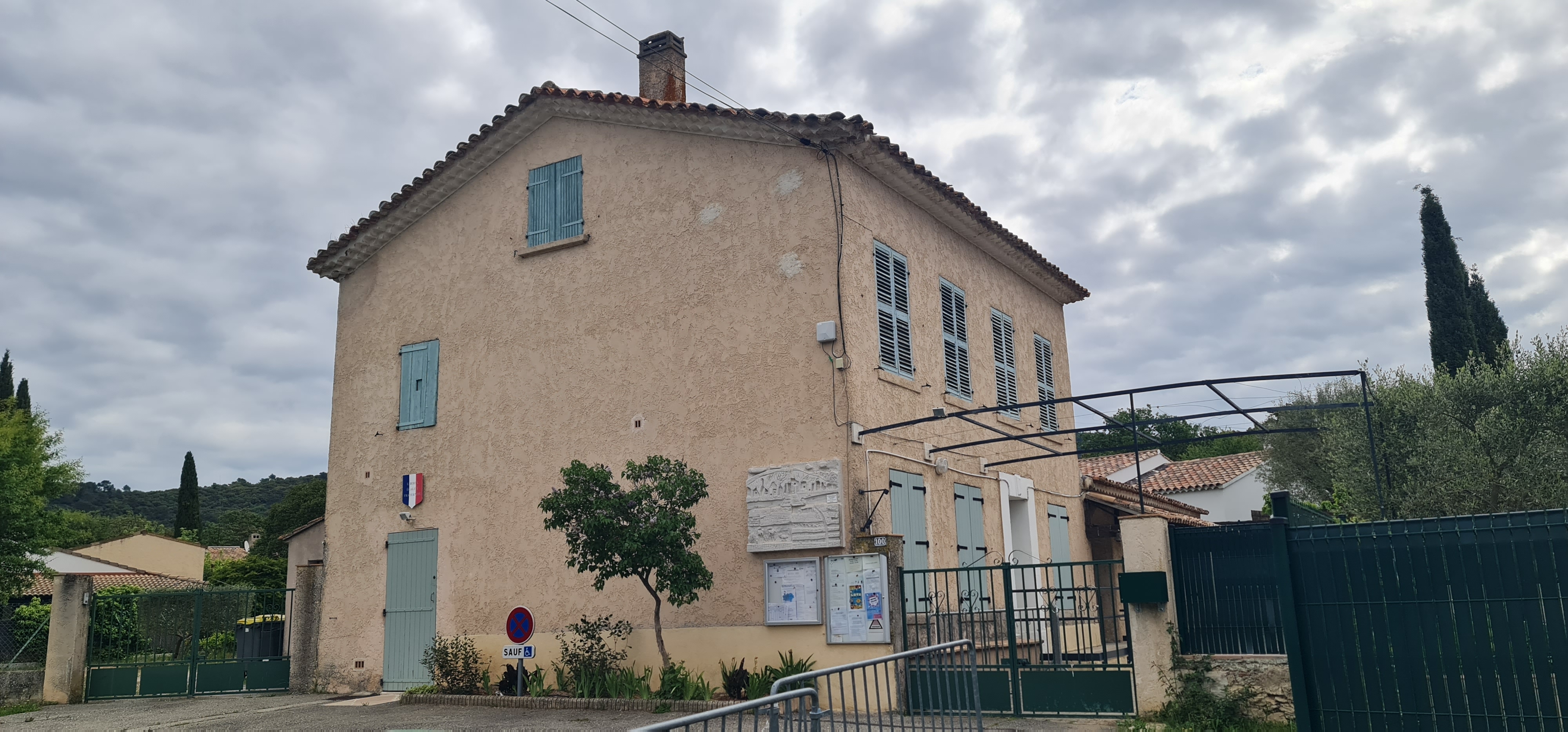 Ecole du broussan